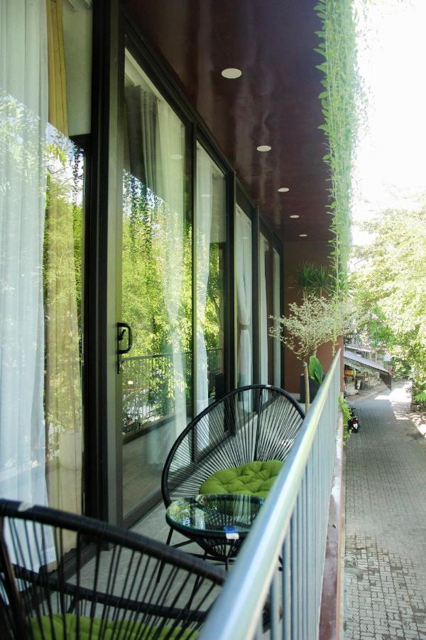 Boom Casa Homestay フエ エクステリア 写真